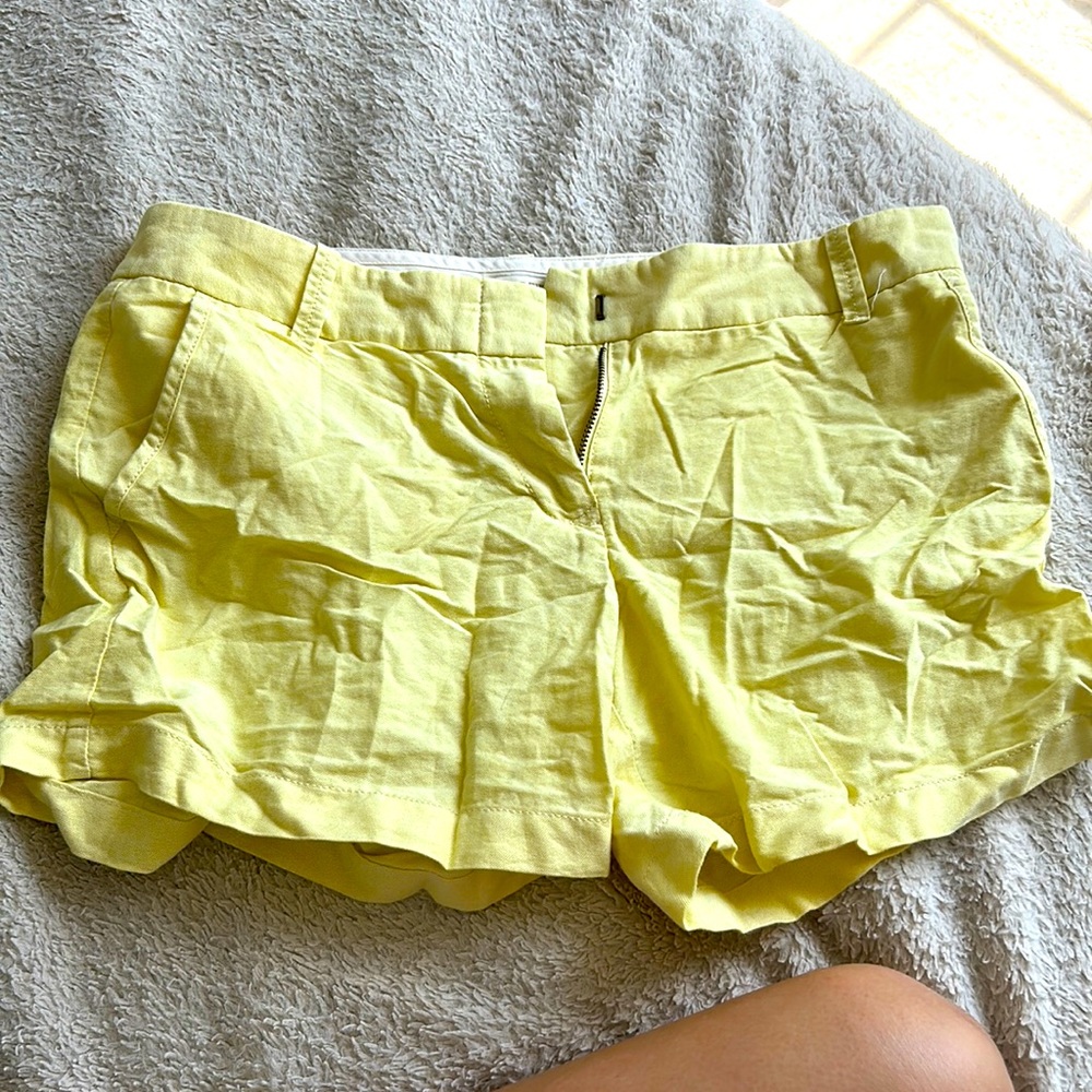 💕J CREW💕 CUTE LIGHT YELLOW JEAN SHORTS! Size 8